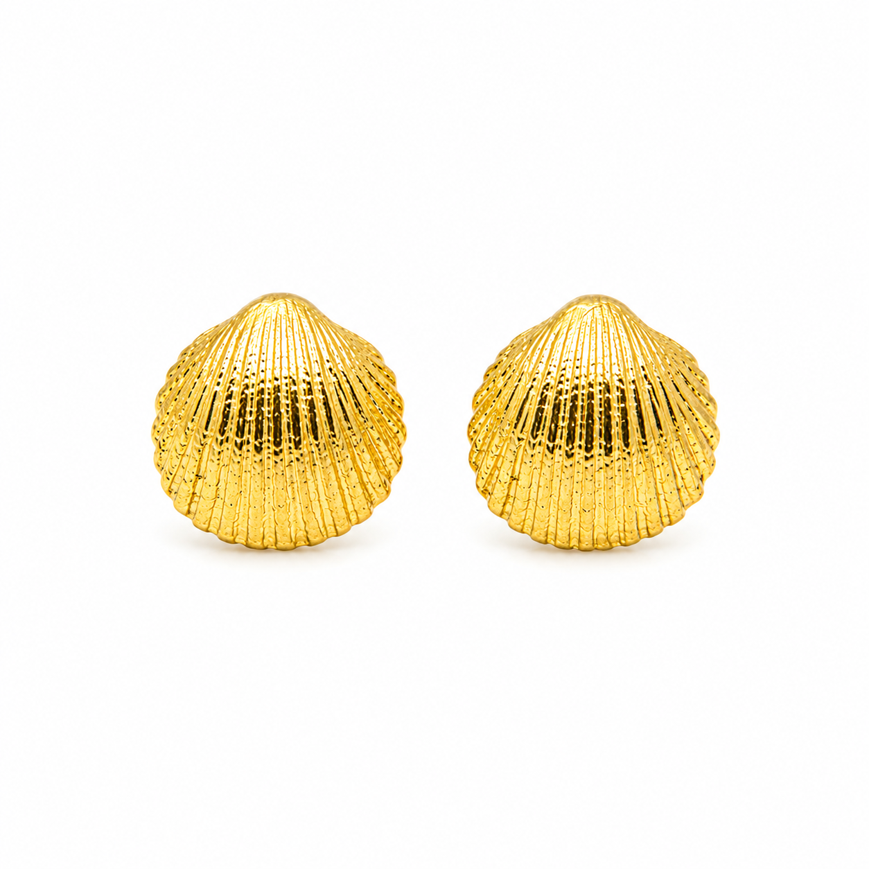 BCC4089E-AFD7-4DB6-BA29-8EE6F412C3AD gold vermeil shell stud earrings in 925 sterling silver on white background