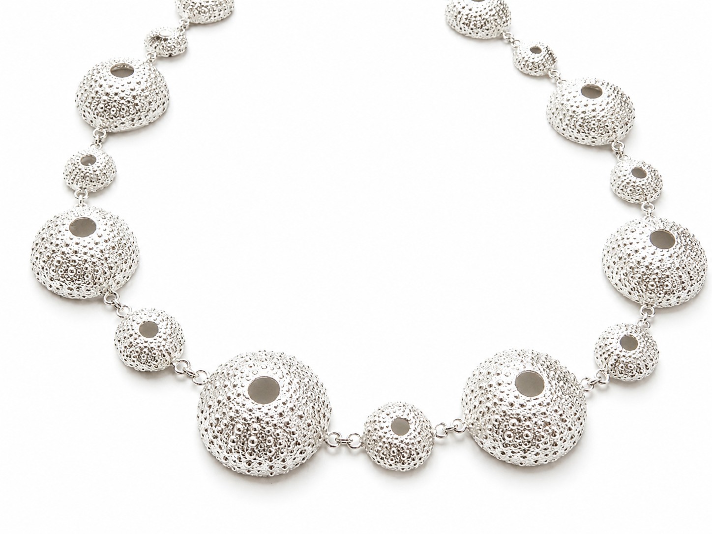 silver-sea-urchin-statement-necklace a handcrafted silversea urchin statement necklace