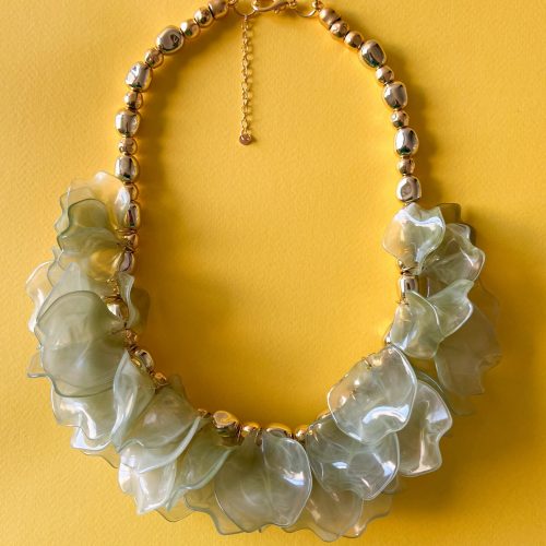 green flower necklace for weddings and special occasions