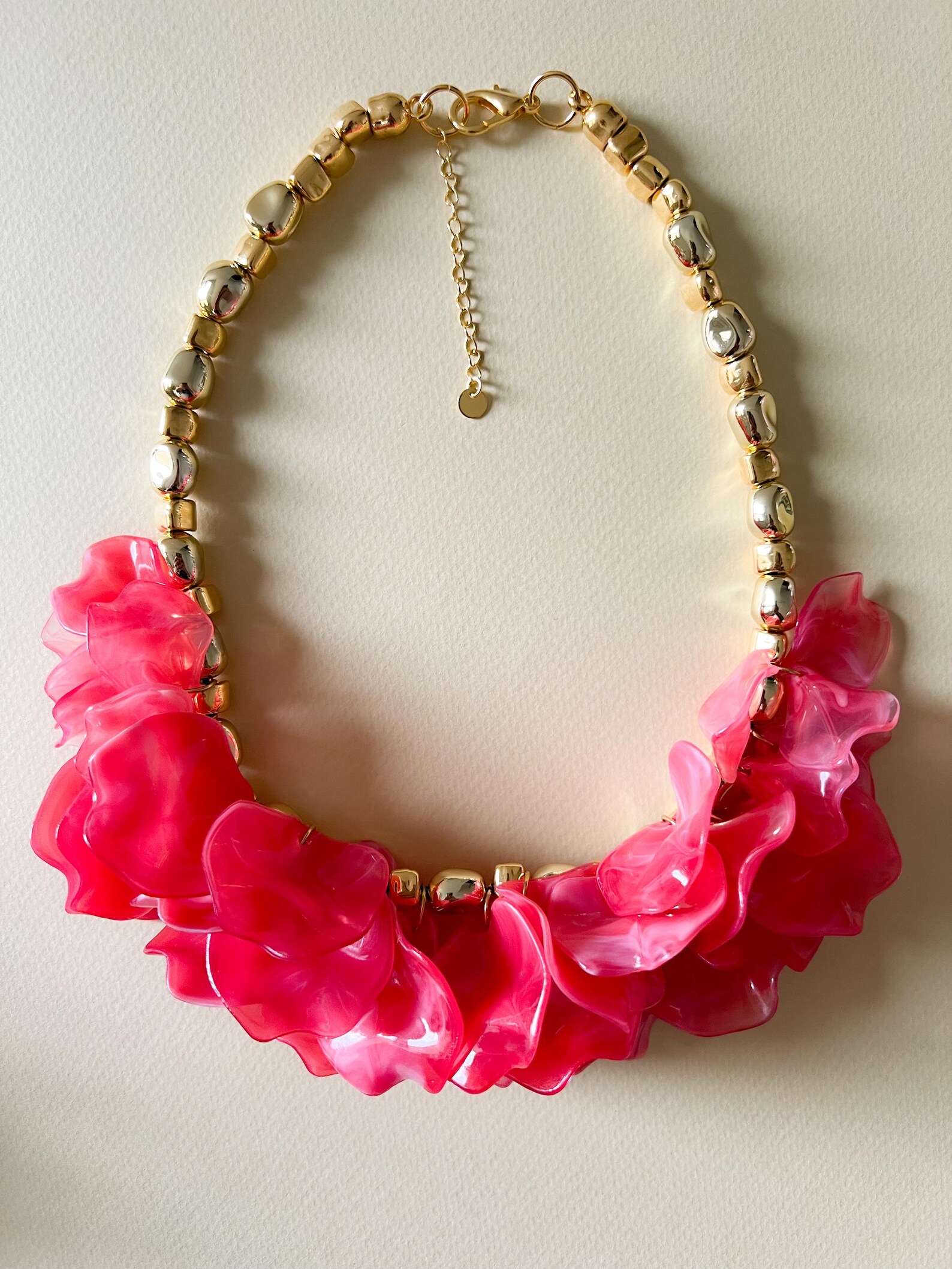 red-flower-gold-bead-necklace red flower necklace for weddings and special occasions