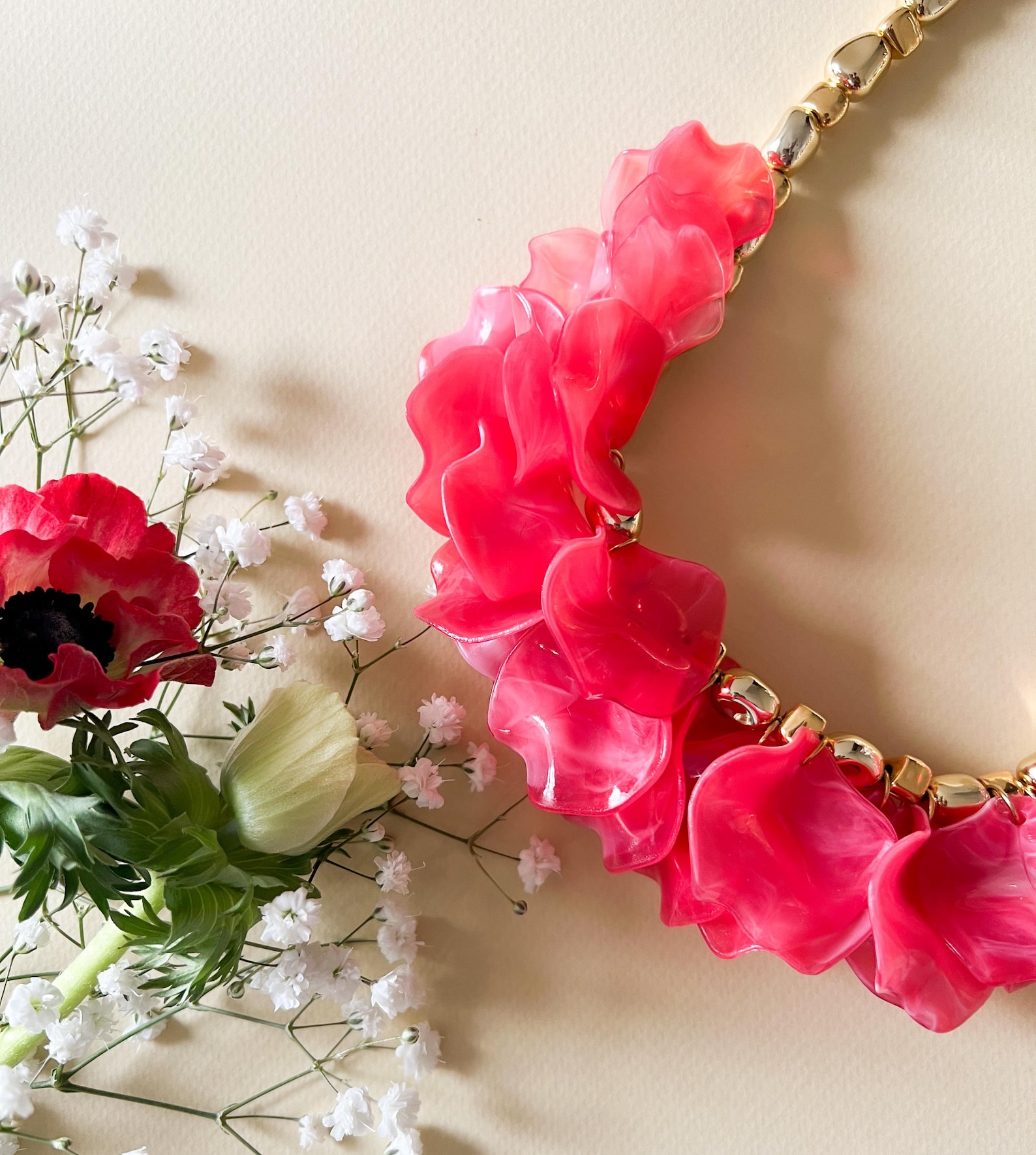 red-flower-gold-bead-necklace red flower necklace for weddings and special occasions
