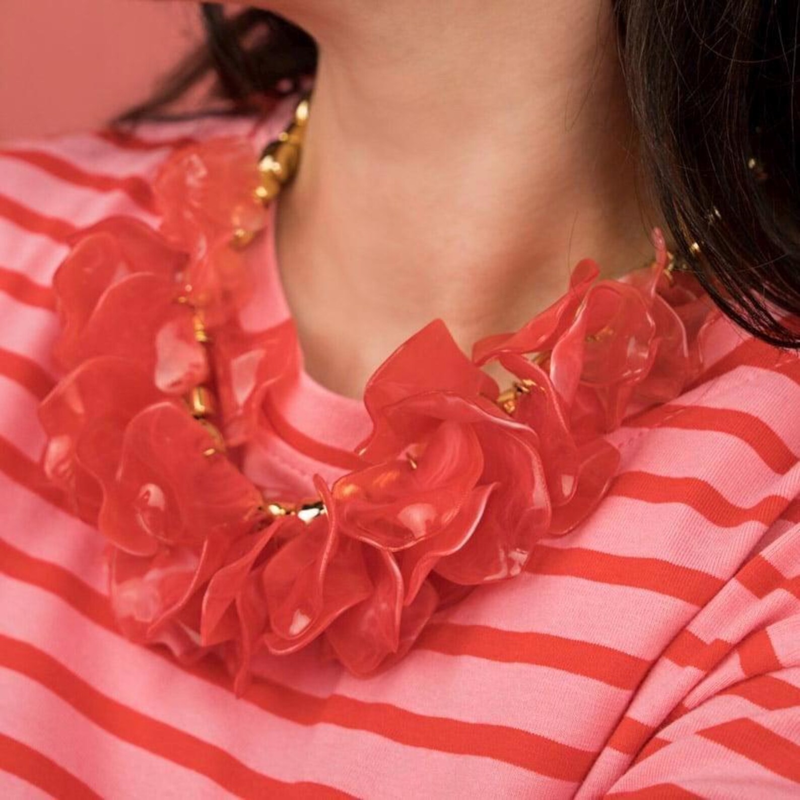 red-flower-gold-bead-necklace red flower necklace for weddings and special occasions