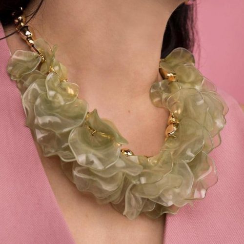 green flower necklace for weddings and special occasions